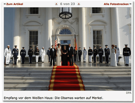 Empfang vor dem Weißen Haus: Die Obamas warten auf Merkel.